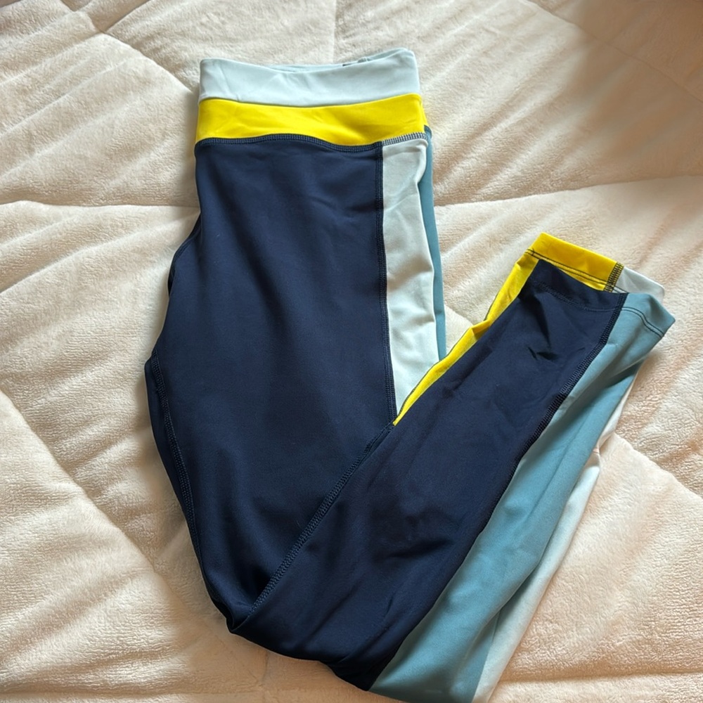 Nike Colorblock Leggings in Navy, Light Blue & Yellow